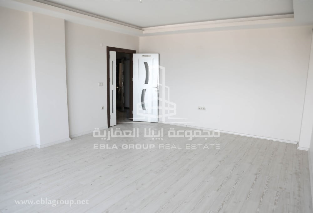 شقة في بورصة على البحر للبيع