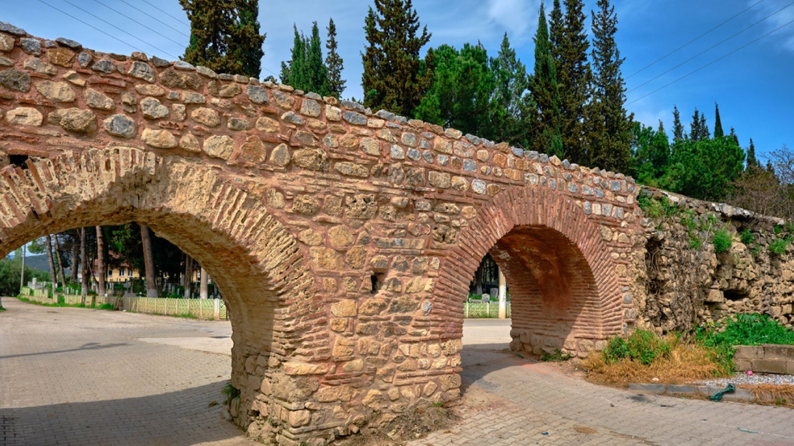 أهم المعالم والآثار التاريخية في منطقة ازنيك في بورصة