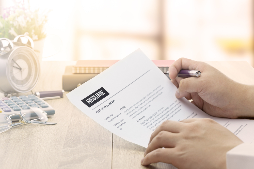 الوظائف الخدمية والمكتبية في بورصة