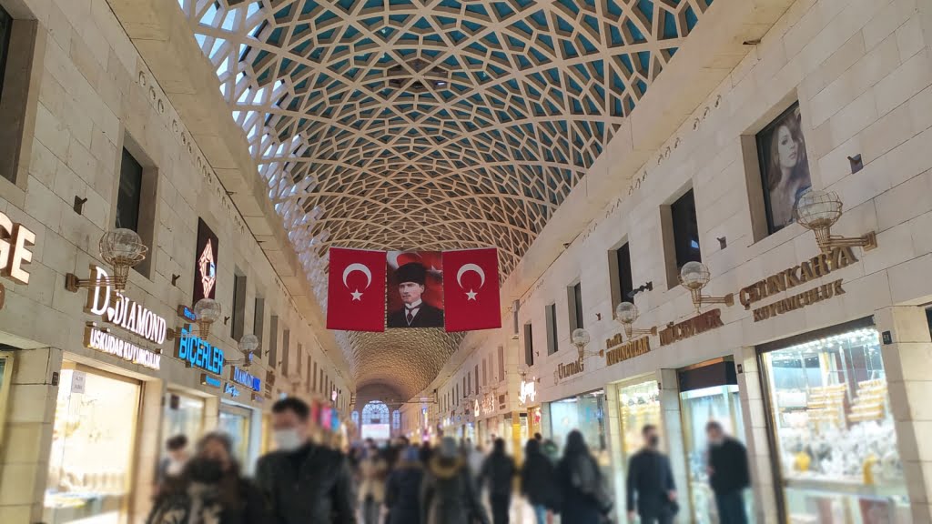 السوق المسقوف في بورصة