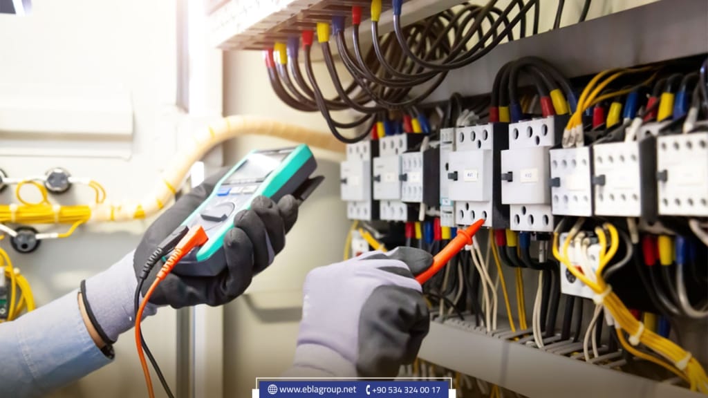 أمن وصيانة الكهرباء في المجمعات السكنية