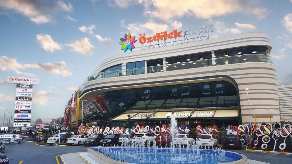 Ozdilek Mall in Bursa Nilufer