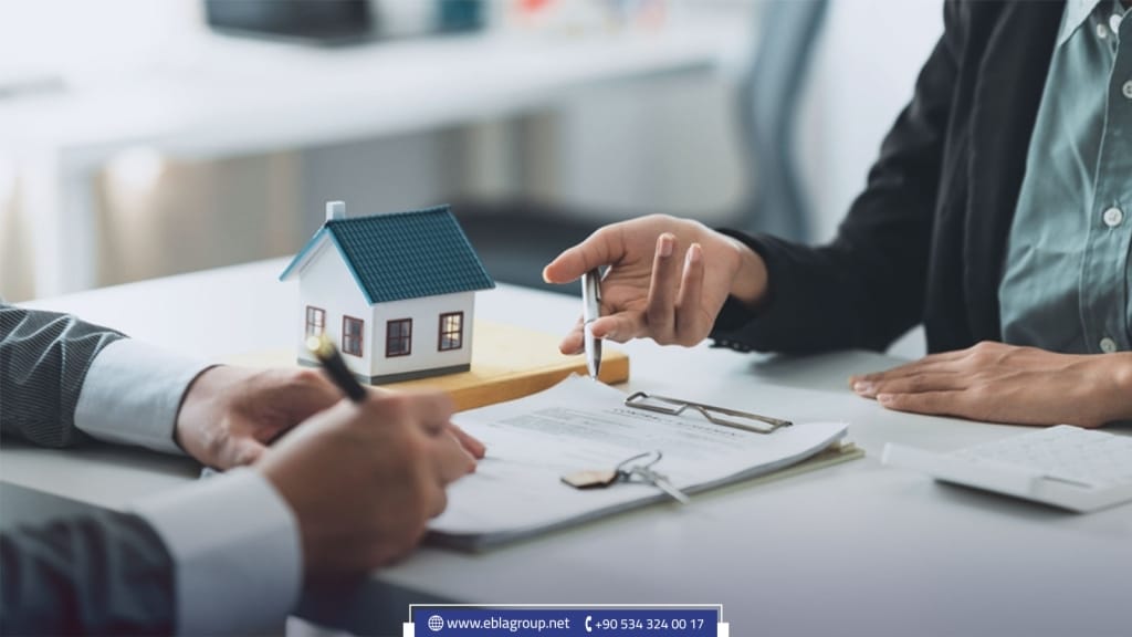 Foreigners continue to buy properties