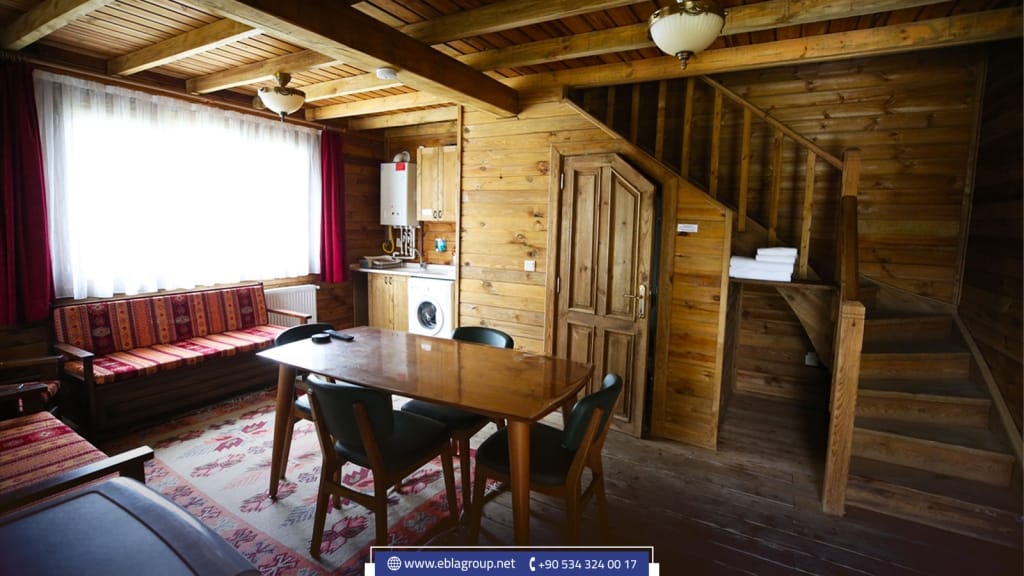 أكواخ بورصة الخشبية