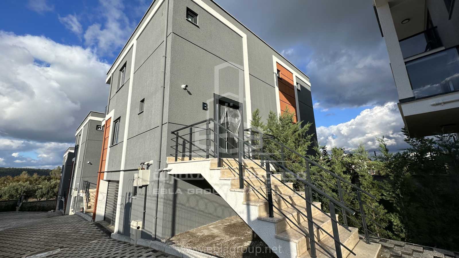 فلل للبيع في بورصة