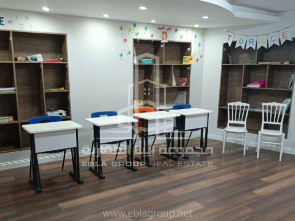 مدرسة دولية للبيع في بورصة